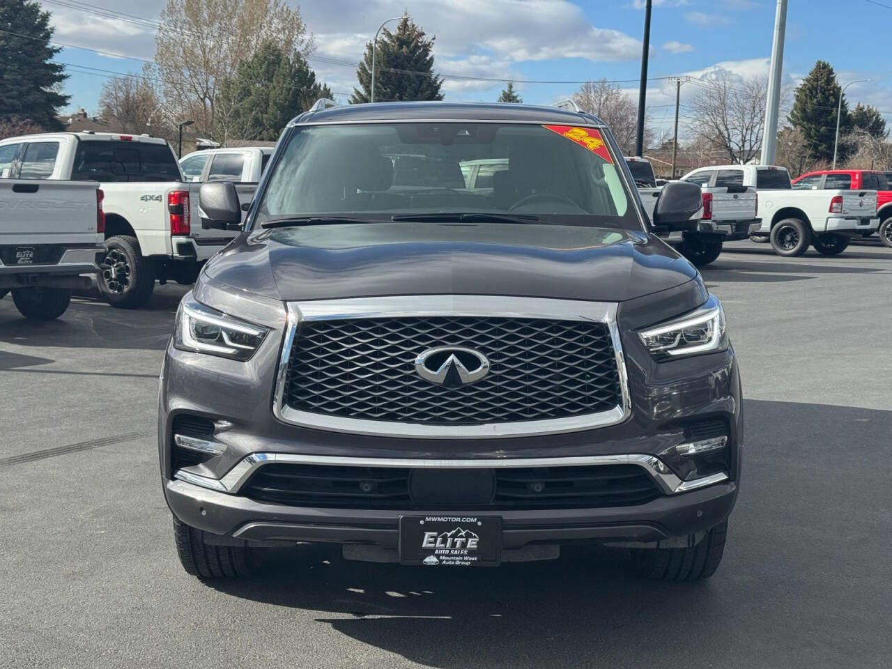 Used 2024 INFINITI QX80 Luxe image 2