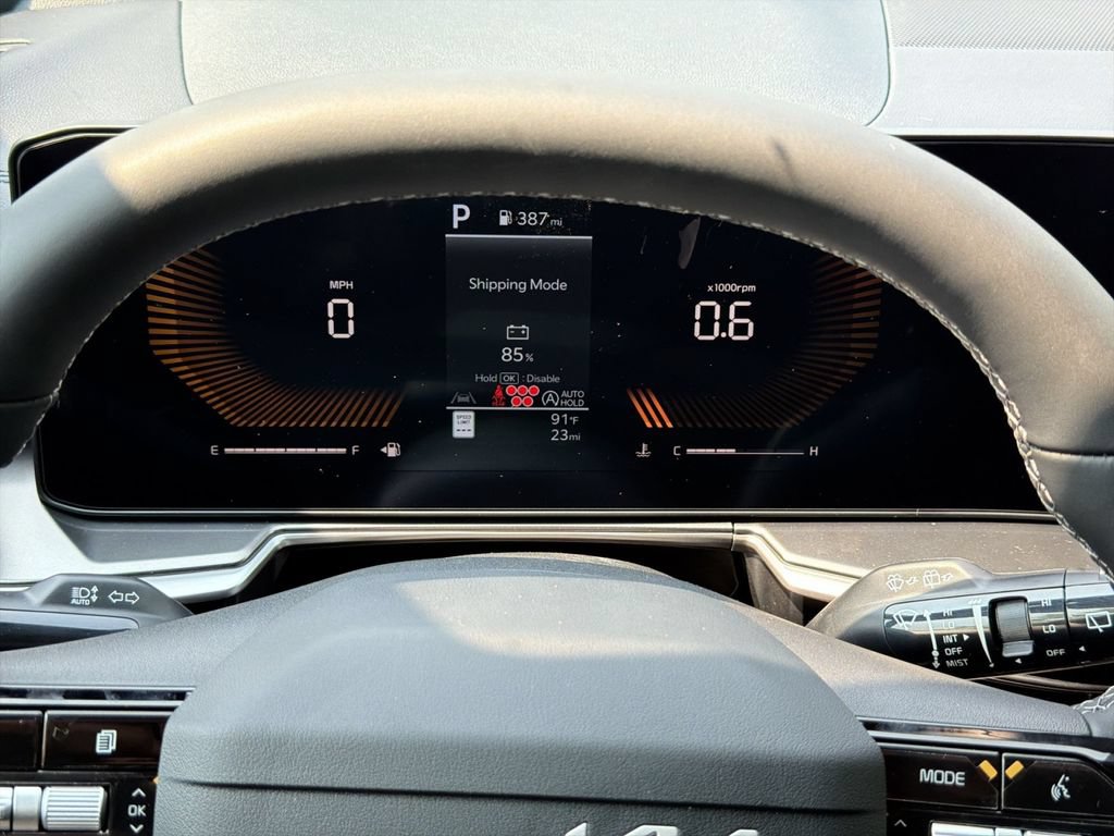 New 2026 Kia Sorento LX FWD image 32
