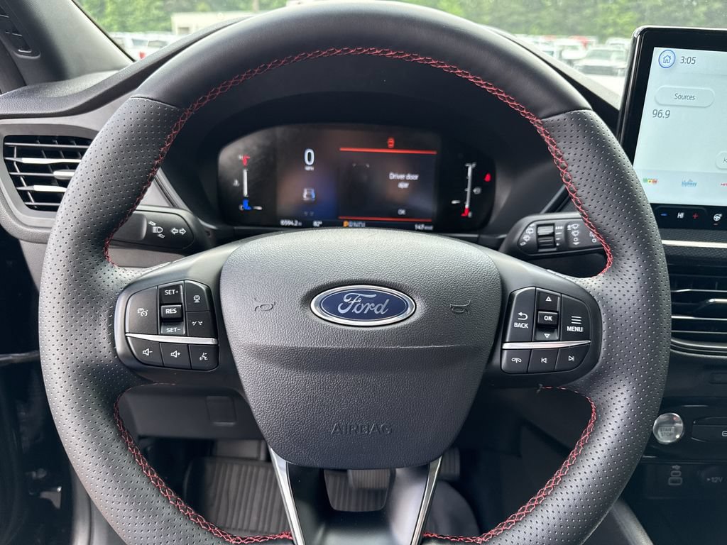Used 2025 Ford Escape ST-Line Select w/ Tech Pack #1 AWD/4WD image 23