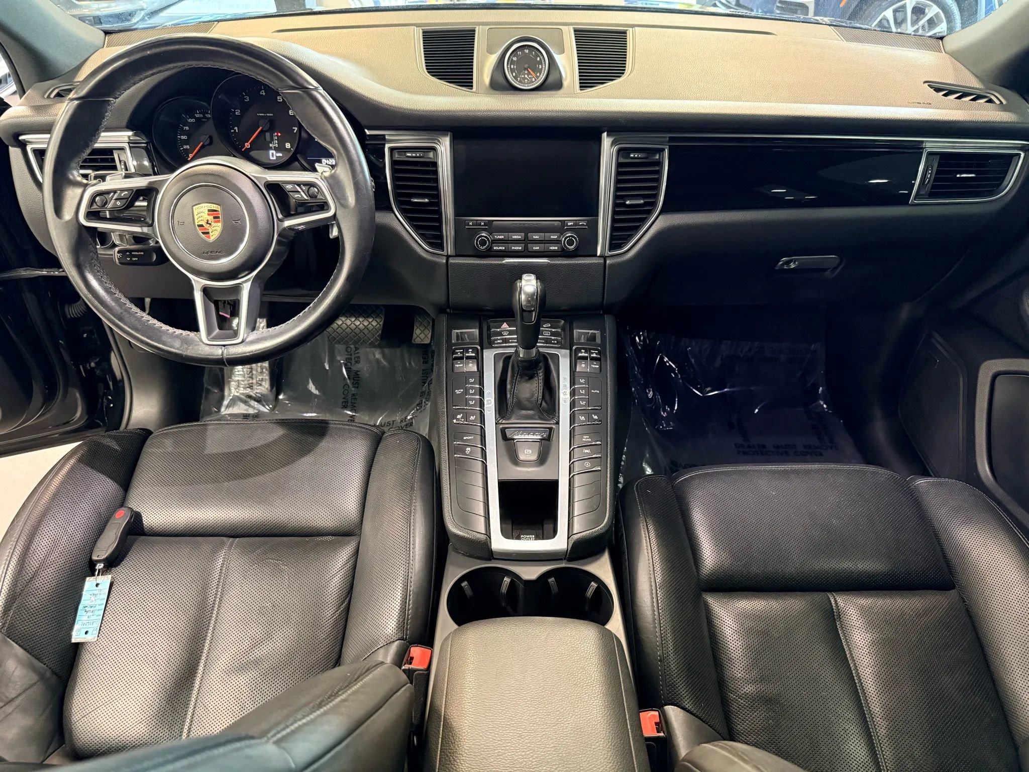 Used 2018 Porsche Macan Sport Edition image 32