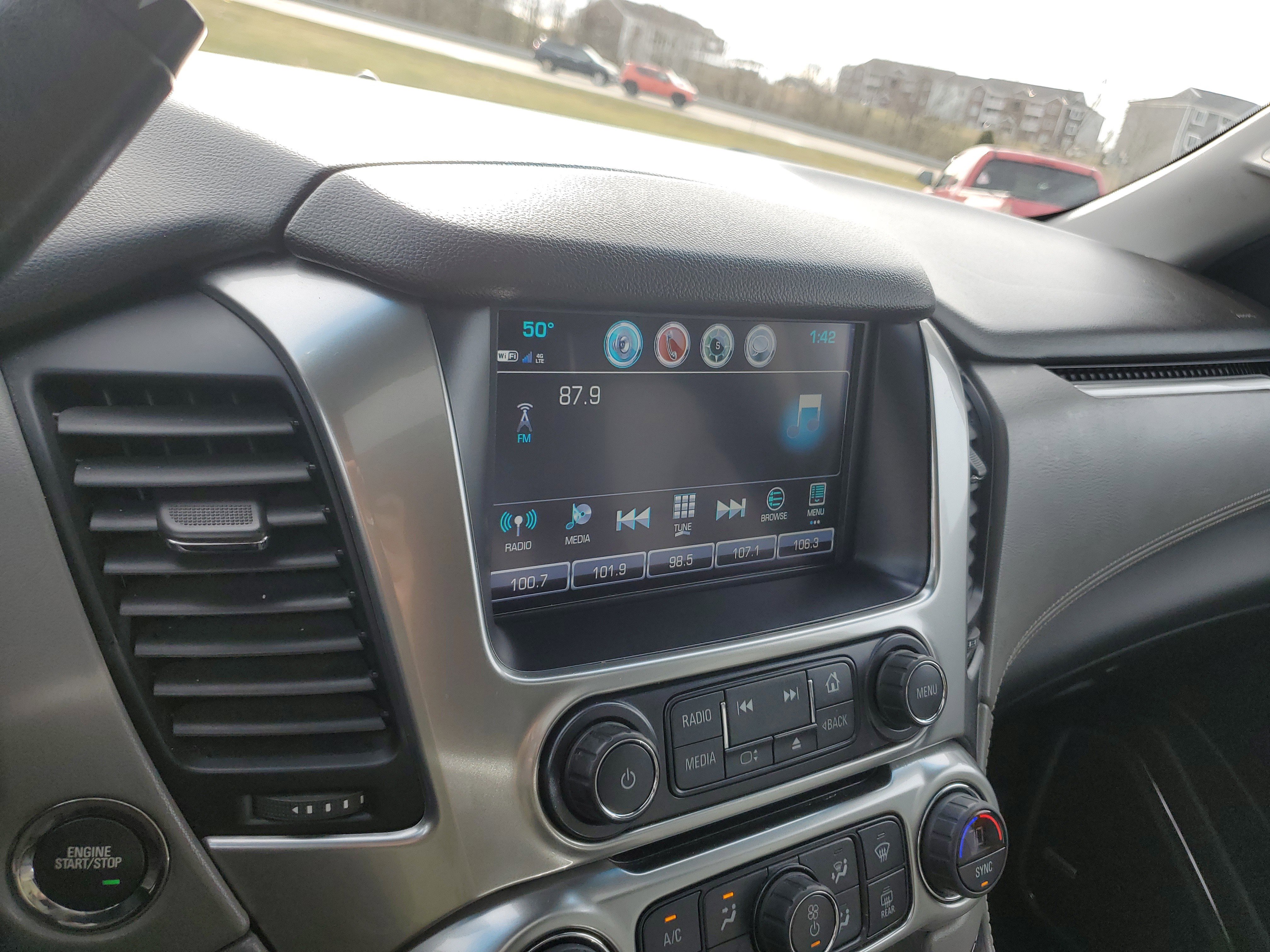 Used 2019 Chevrolet Tahoe LT w/ Luxury Package image 29