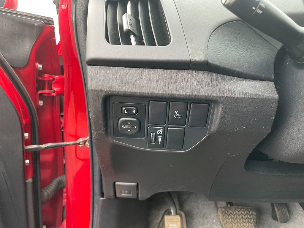 Used 2013 Toyota Prius Three w/ Solar Roof Pkg image 14