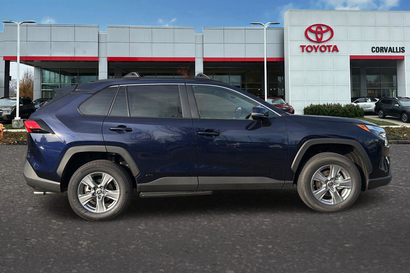 New 2025 Toyota RAV4 XLE w/ Convenience Package image 4