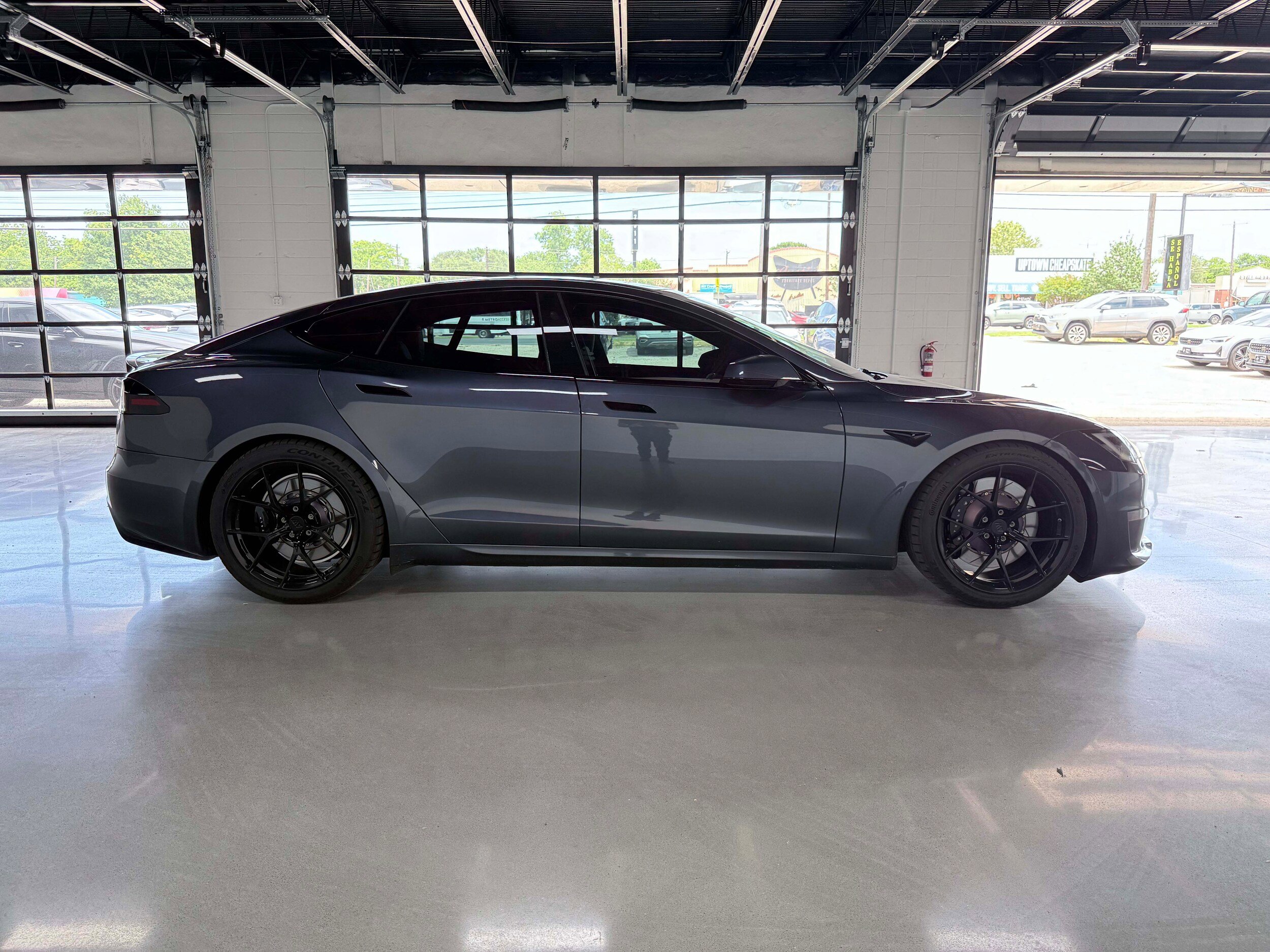 Used 2022 Tesla Model S Plaid AWD/4WD image 7