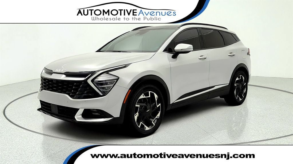 Used 2025 Kia Sportage SX FWD image 1