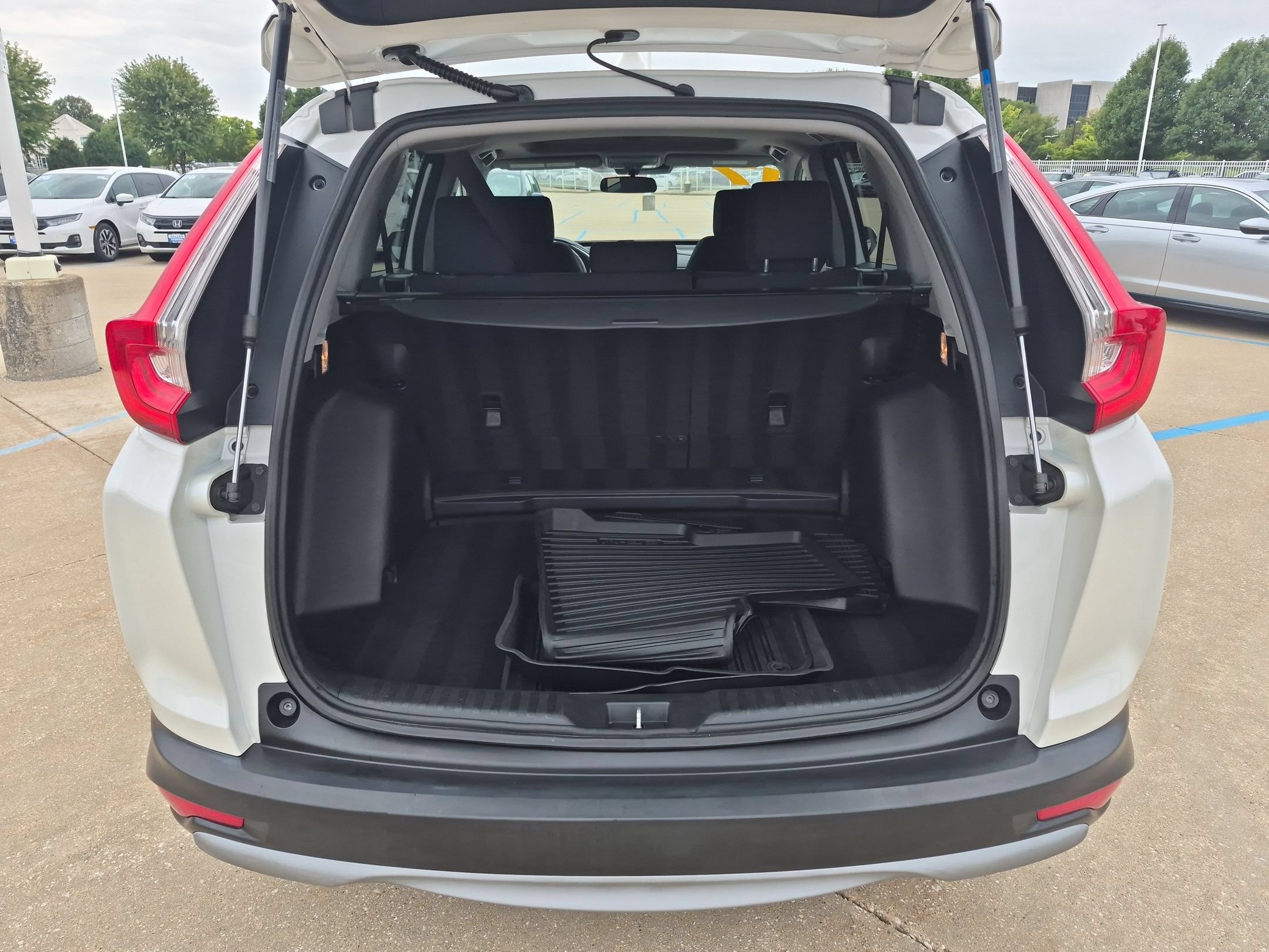 Used 2017 Honda CR-V EX image 26