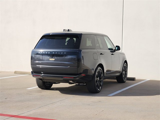 New 2026 Land Rover Range Rover SE image 4