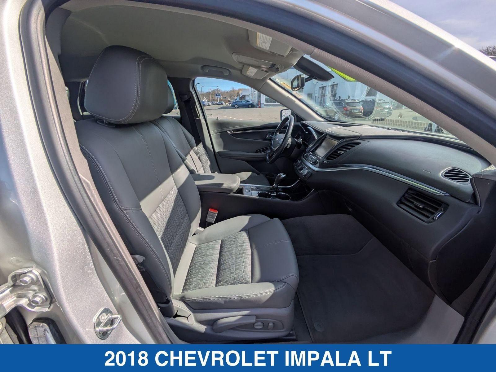 Used 2018 Chevrolet Impala LT image 34
