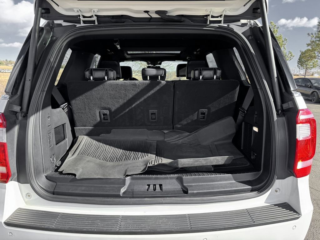 Used 2021 Ford Expedition XLT AWD/4WD image 9