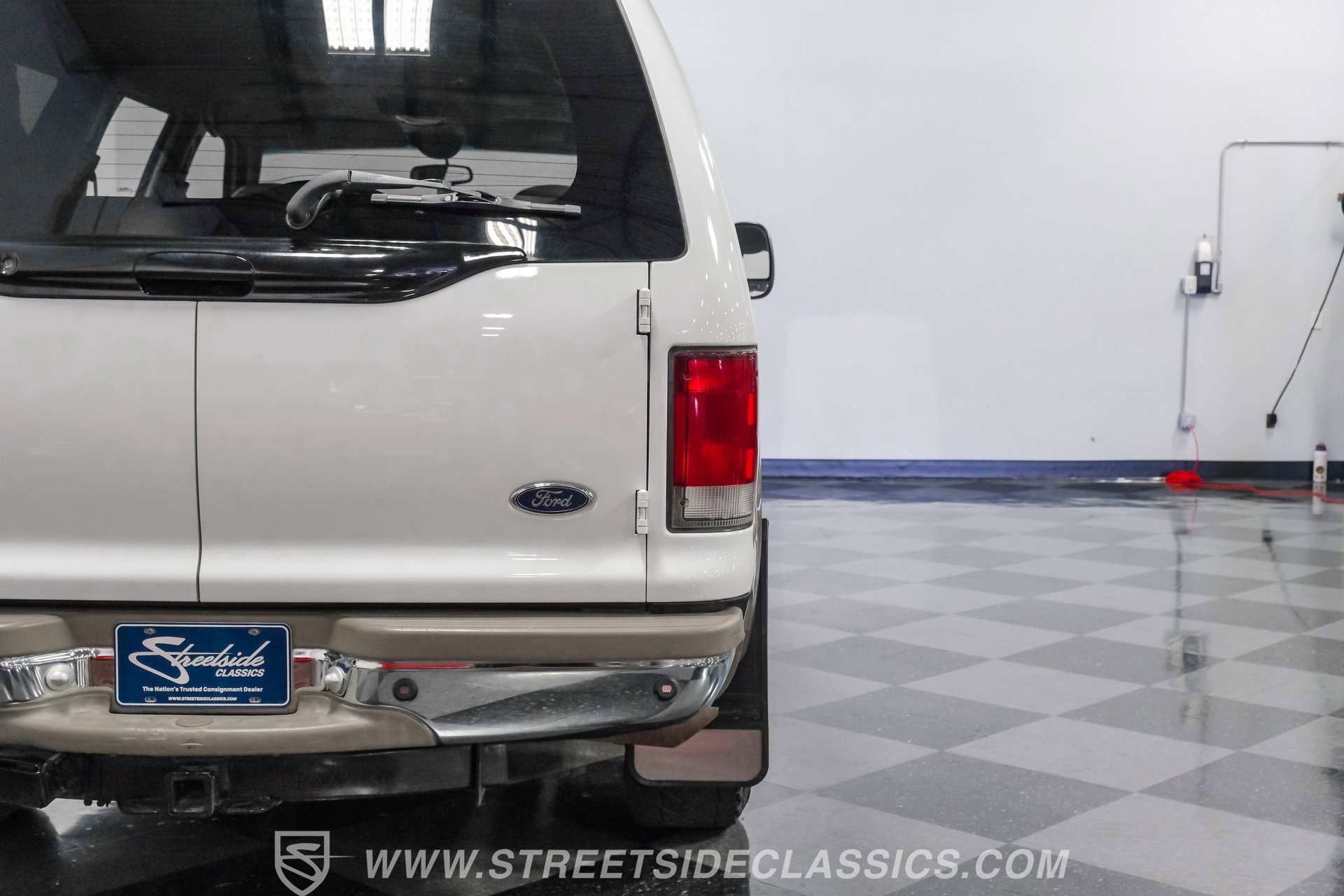 Used 2000 Ford Excursion Limited AWD/4WD image 24