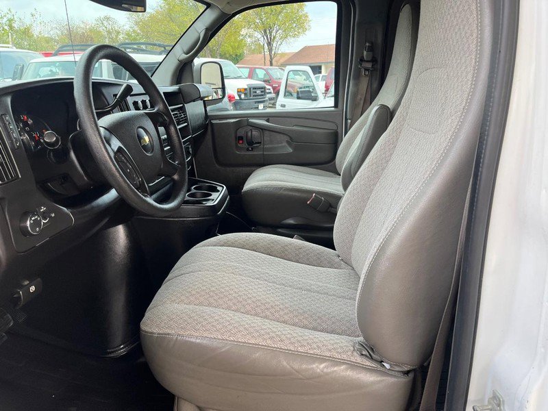 Used 2014 Chevrolet Express 1500 LT w/ LT Preferred Equipment Group image 8