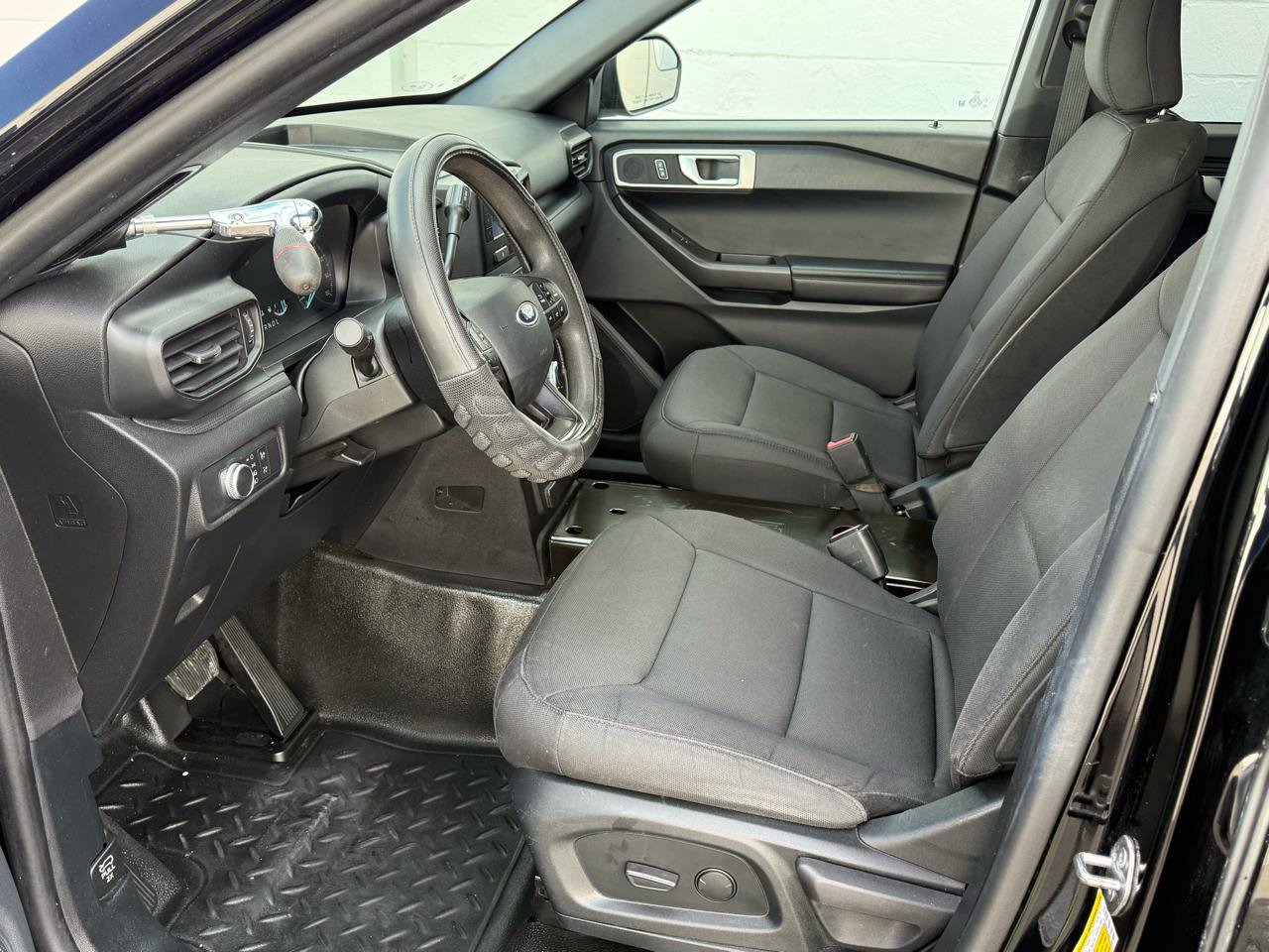 Used 2020 Ford Explorer 4WD Police Interceptor image 25