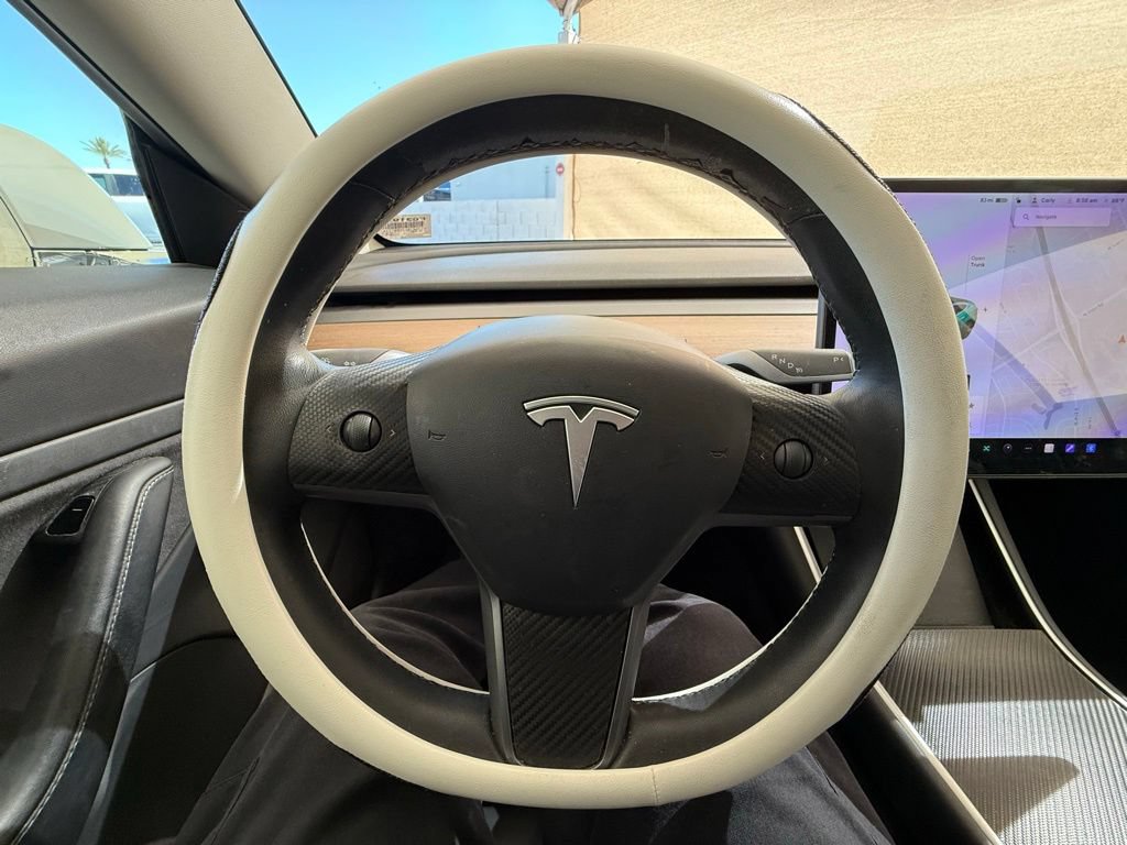 Used 2020 Tesla Model 3 Standard Range Plus RWD image 14