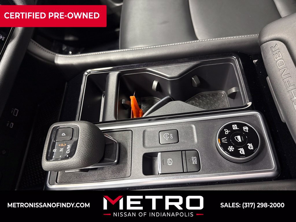 Used 2023 Nissan Pathfinder SL AWD/4WD image 28