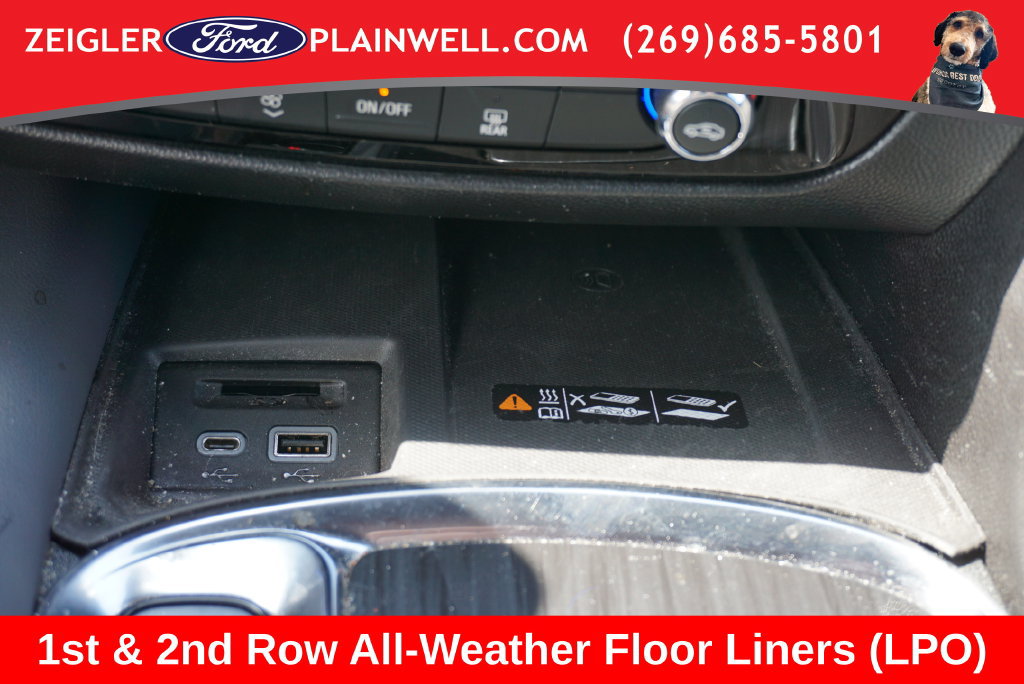 Used 2024 Buick Enclave Essence w/ Experience Buick Package AWD/4WD image 24