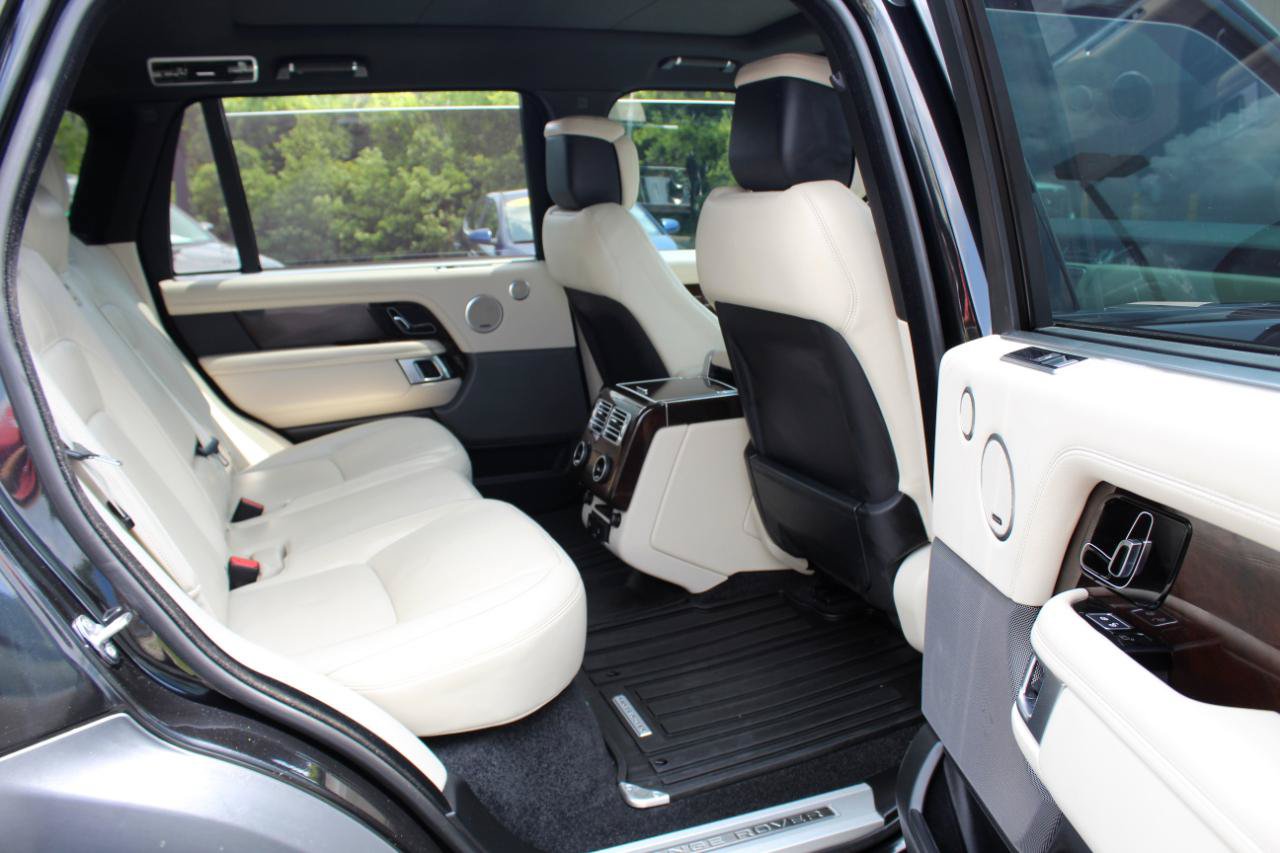 Used 2020 Land Rover Range Rover Long Wheelbase HSE AWD/4WD image 13