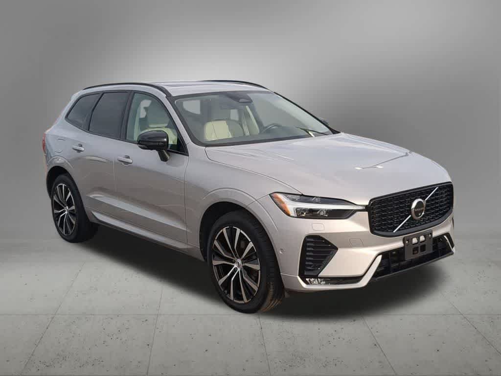 Certified 2023 Volvo XC60 B5 Plus w/ Climate Package AWD/4WD image 8