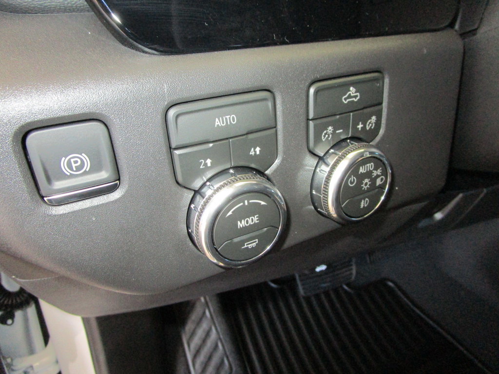 New 2026 GMC Sierra 1500 Elevation w/ Preferred Package AWD/4WD image 34
