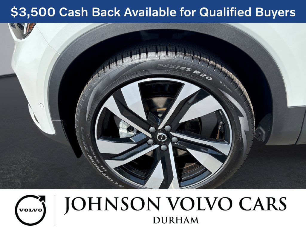 New 2026 Volvo XC40 B5 Plus w/ Climate Package AWD/4WD image 19