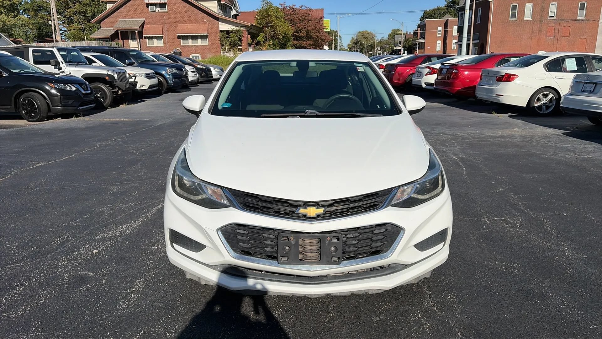 Used 2016 Chevrolet Cruze LT FWD image 2
