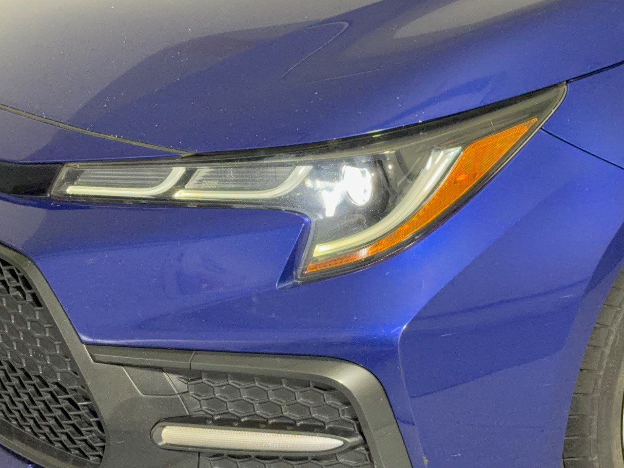 Used 2020 Toyota Corolla SE FWD image 6