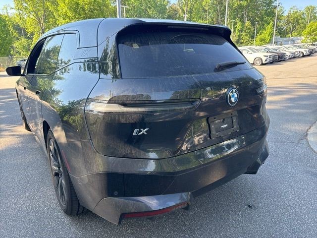 Certified 2023 BMW iX xDrive50 w/ Premium Package image 7