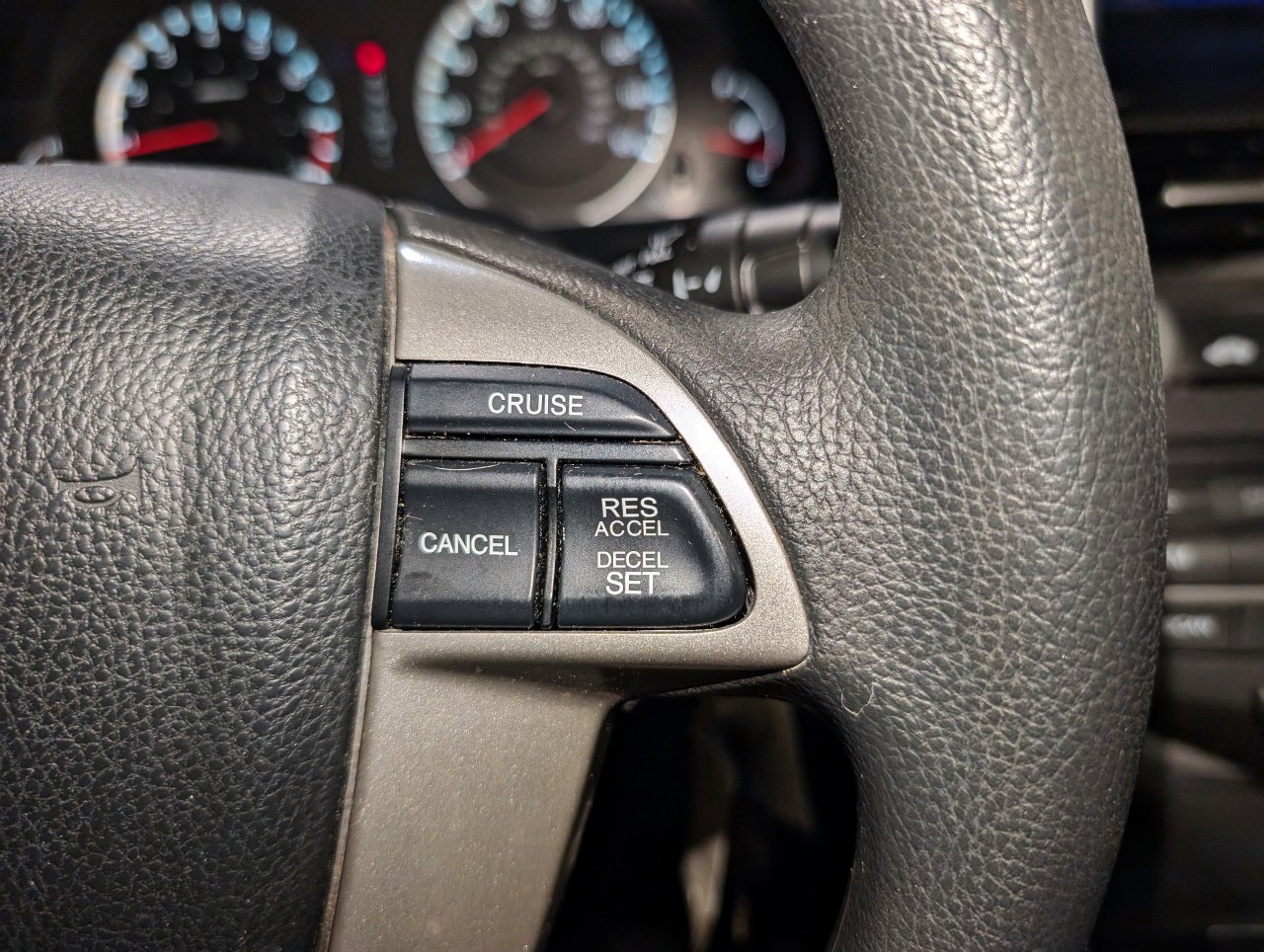 Used 2011 Honda Accord EX image 39