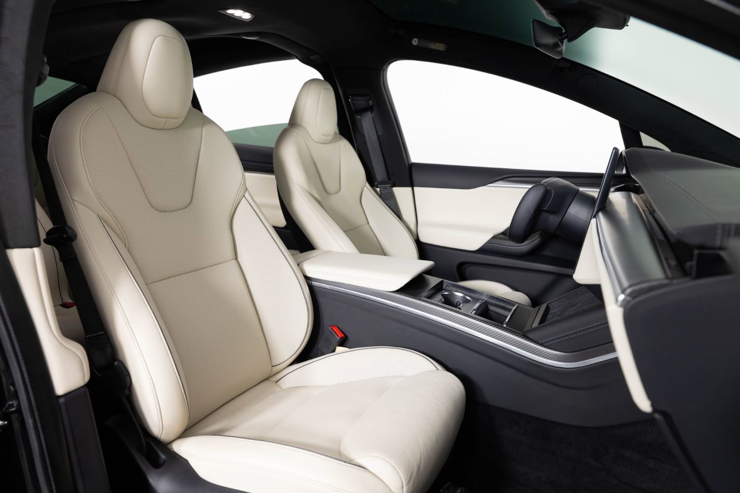 Used 2023 Tesla Model X Plaid image 32