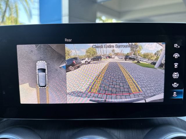 Used 2022 Mercedes-Benz GLC 300 4MATIC w/ Multimedia Package Lite image 24