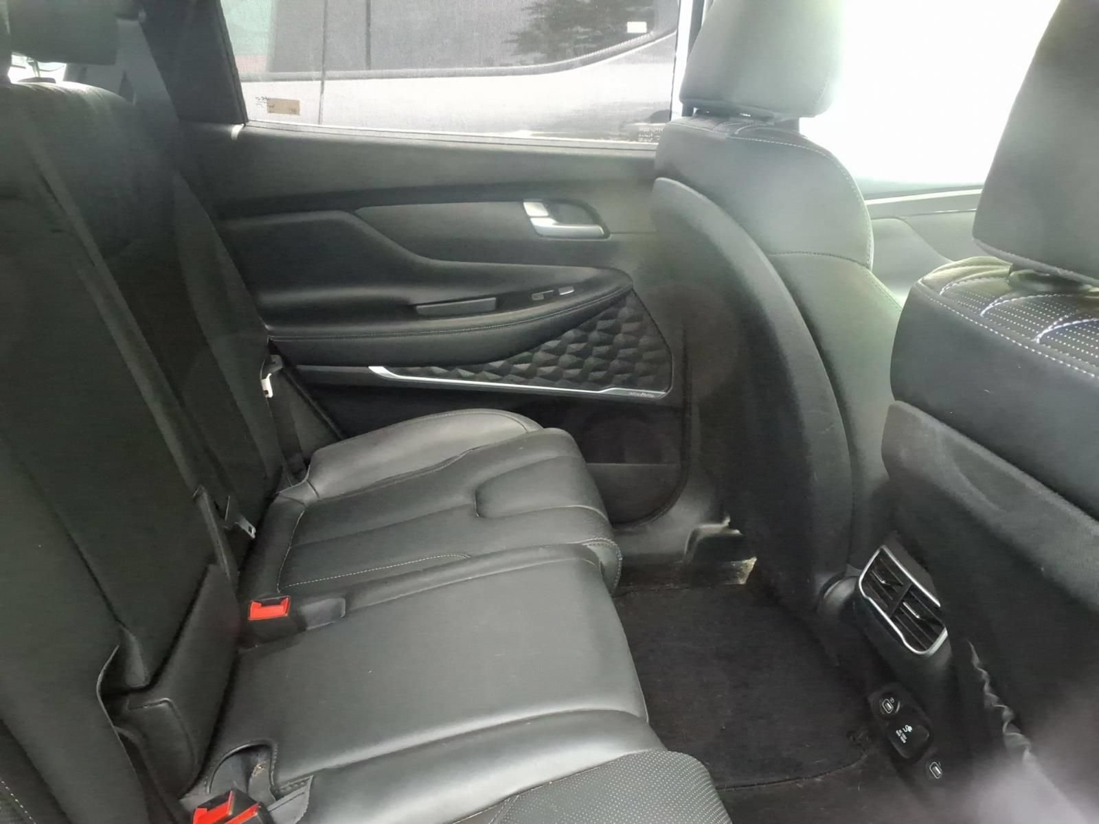 Used 2022 Hyundai Santa Fe Calligraphy FWD image 9
