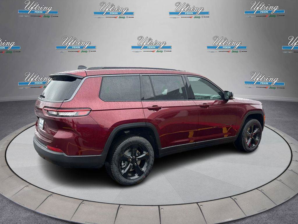 New 2026 Jeep Grand Cherokee L Limited w/ Limited Altitude Package AWD/4WD image 3
