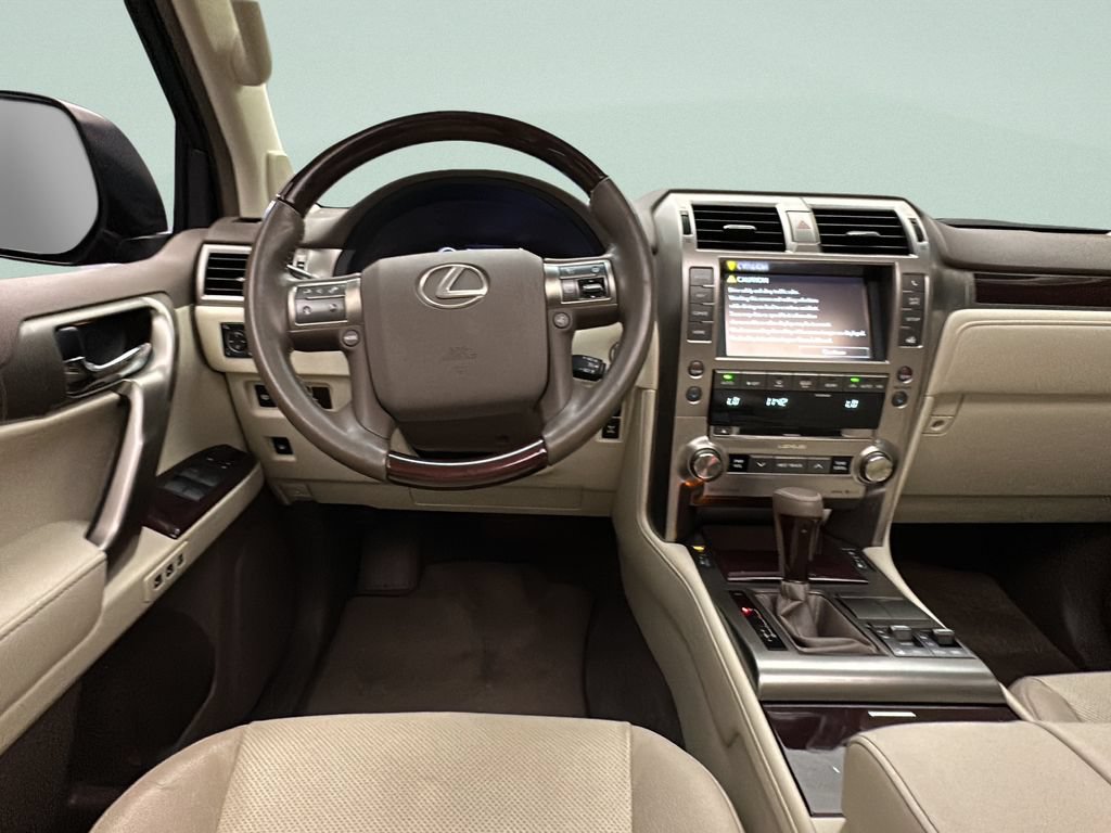 Used 2019 Lexus GX 460 Premium w/ Premium Package AWD/4WD image 23