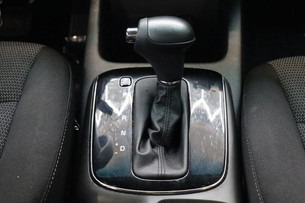 Used 2017 Kia Forte LX image 29