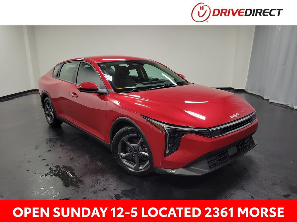 Used 2025 Kia K4 FWD image 1