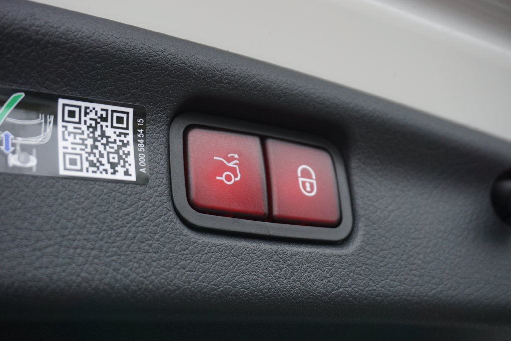 Certified 2026 Mercedes-Benz C 300 Sedan image 74