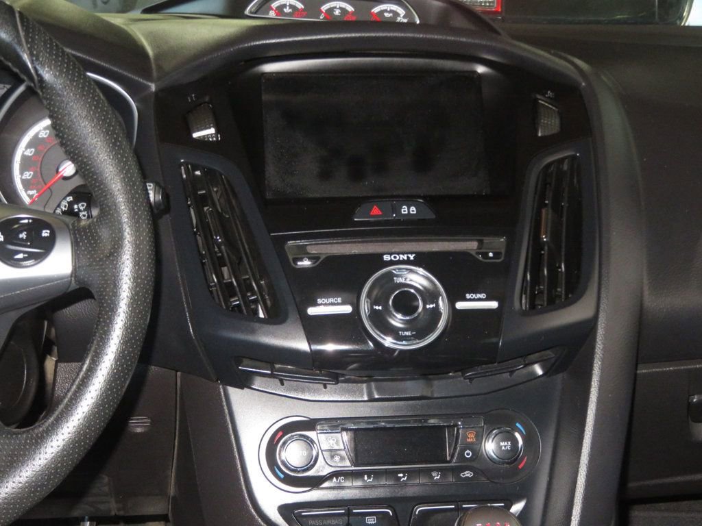 Used 2014 Ford Focus ST image 37