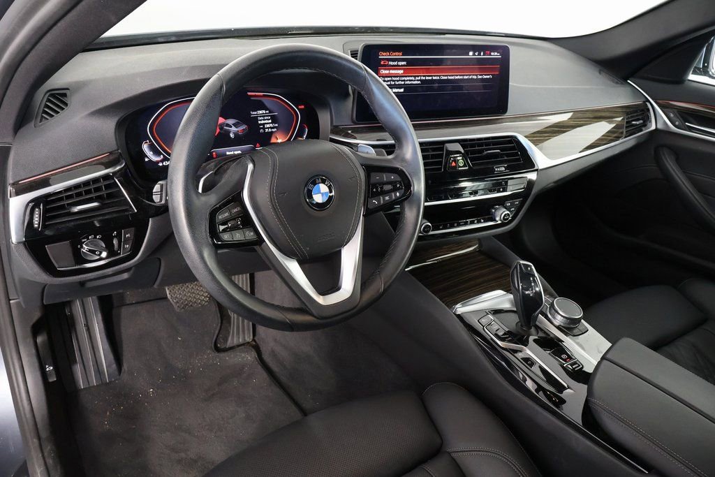 Used 2021 BMW 530i w/ Convenience Package image 6