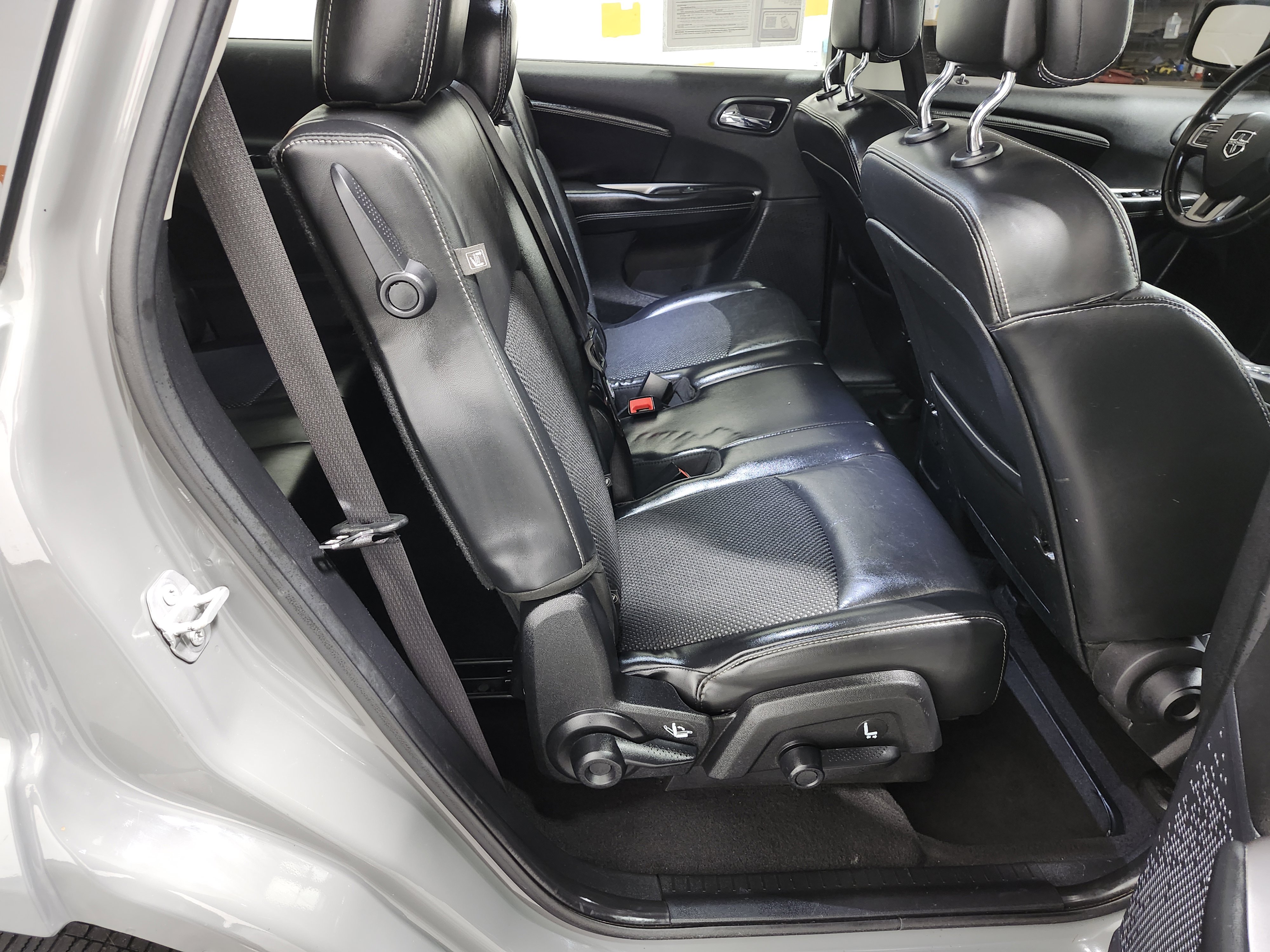 Used 2020 Dodge Journey Crossroad image 18