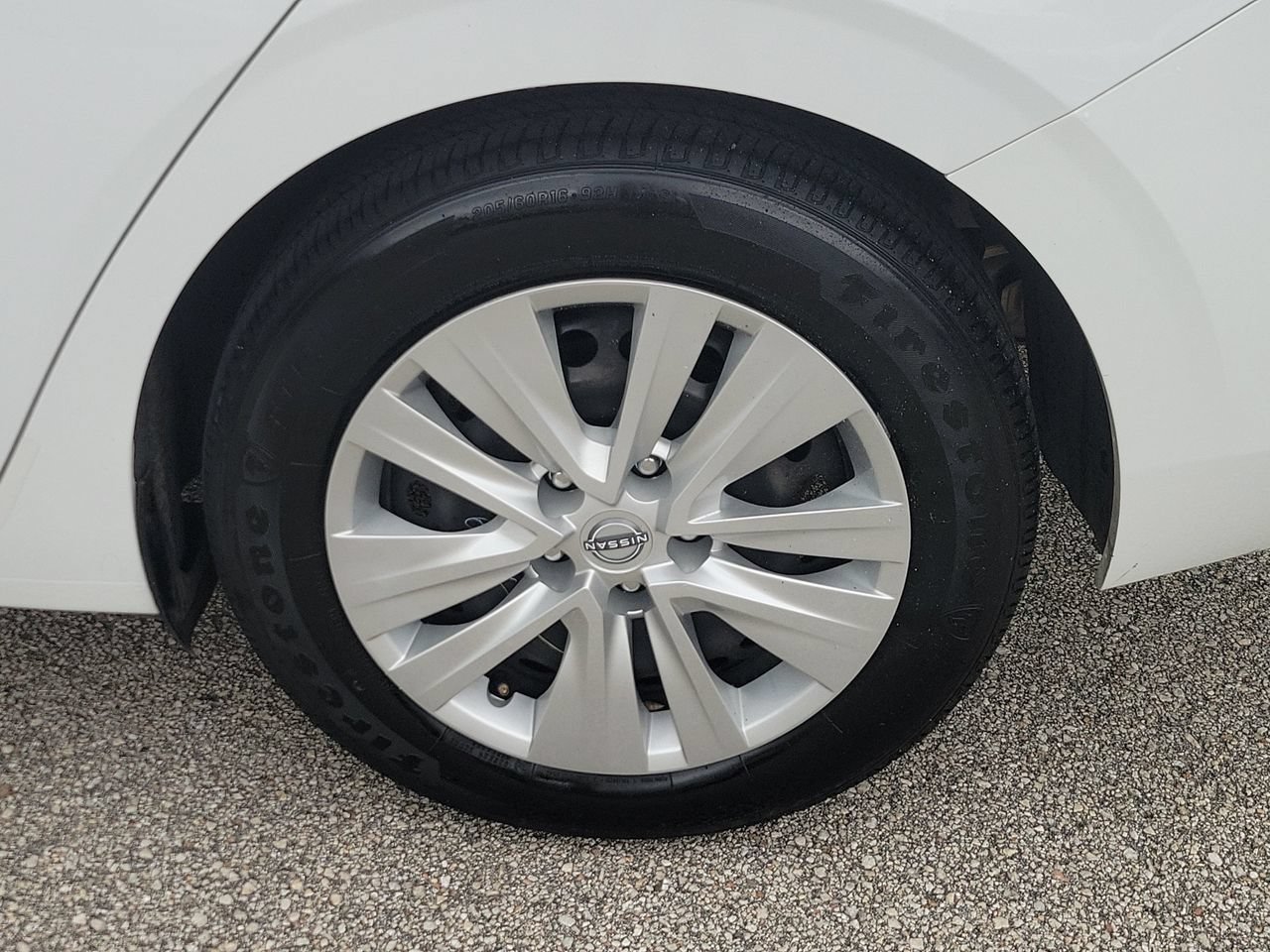 Used 2024 Nissan Sentra S FWD image 5