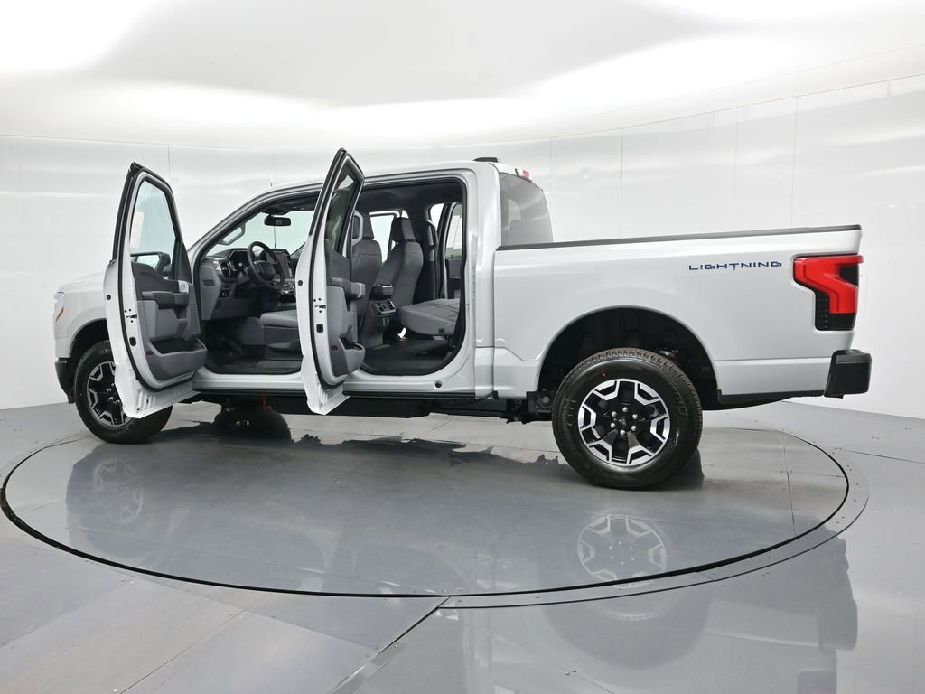 New 2024 Ford F150 Lightning Pro image 34