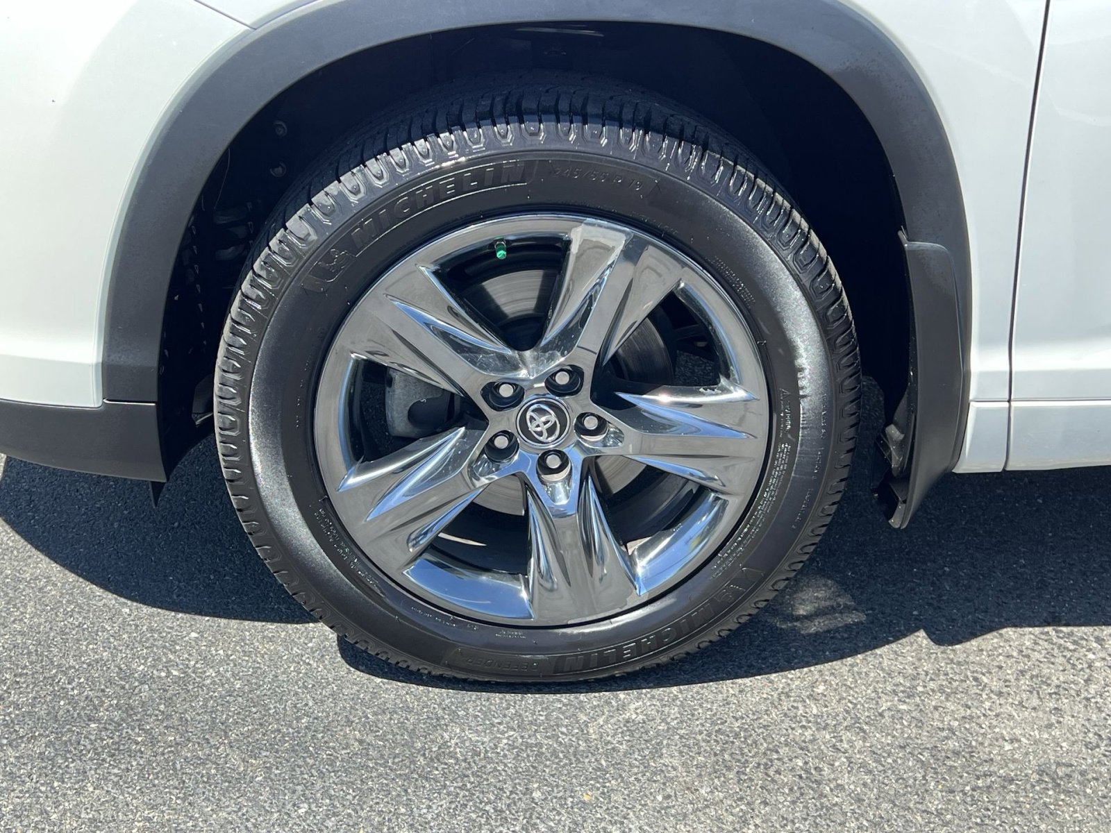 Used 2019 Toyota Highlander Limited Platinum image 13