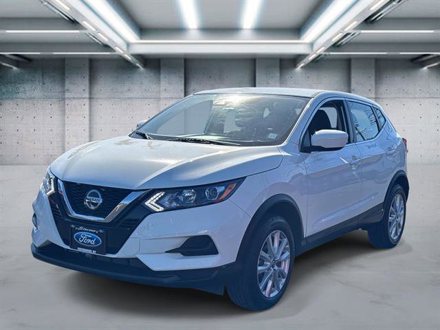 Used 2022 Nissan Rogue Sport S image 1