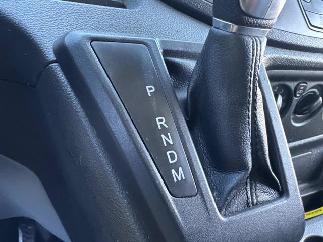 Used 2018 Ford Transit 250 148 Medium Roof RWD image 38