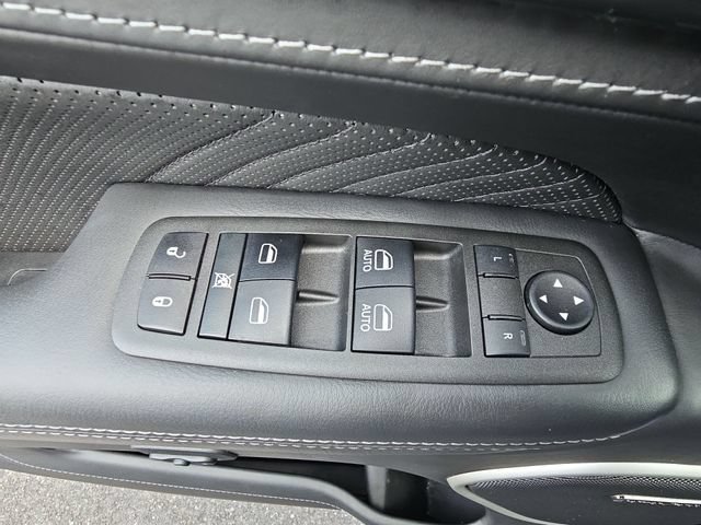 Used 2021 Jeep Grand Cherokee Trackhawk AWD/4WD image 25