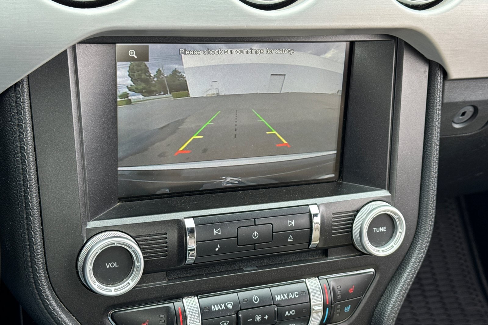 Used 2015 Ford Mustang Premium RWD image 26