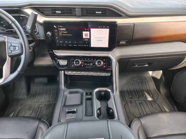 Used 2025 GMC Sierra 2500 Denali w/ Denali Reserve Package AWD/4WD image 9