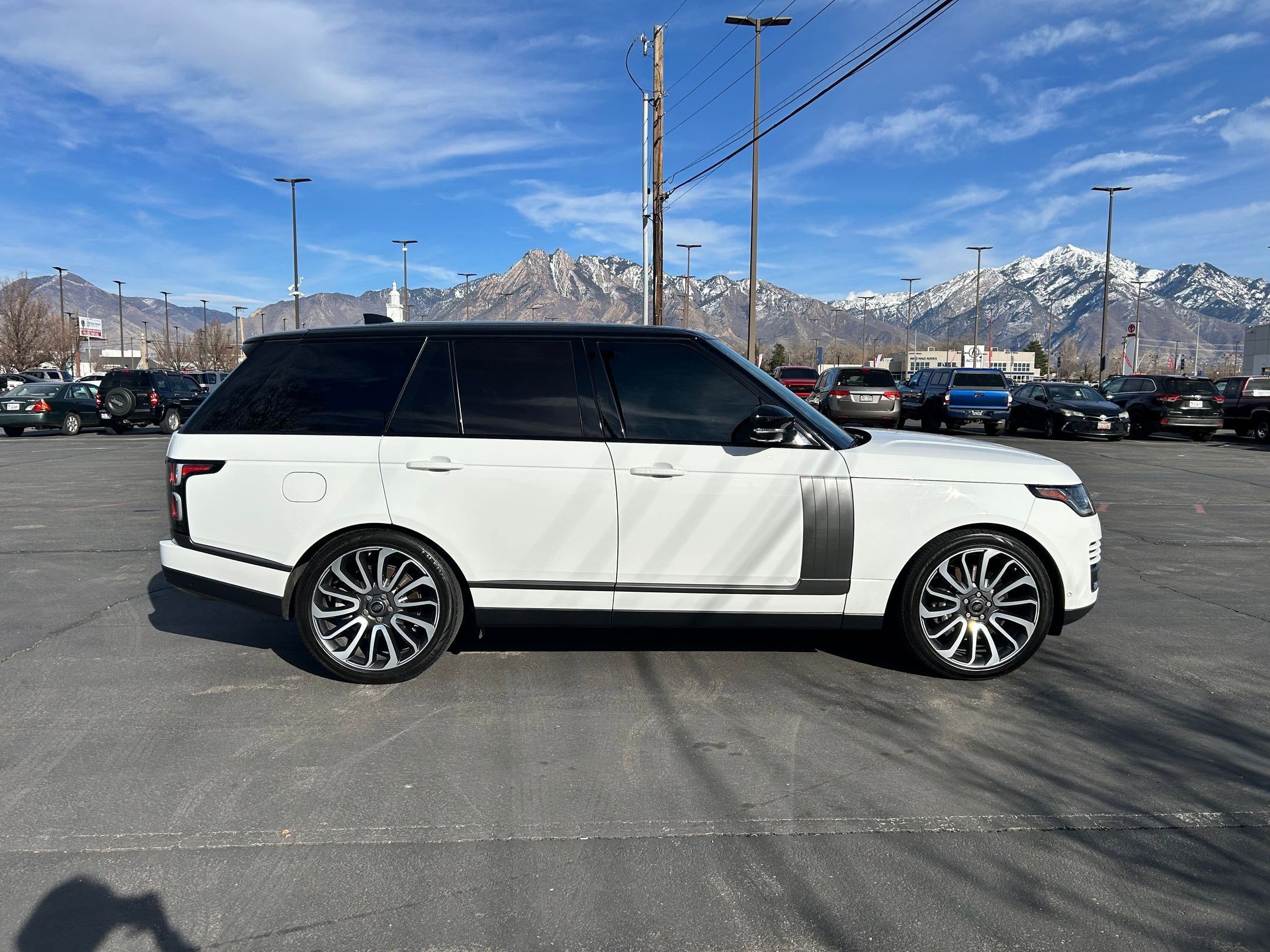 Used 2018 Land Rover Range Rover HSE AWD/4WD image 7