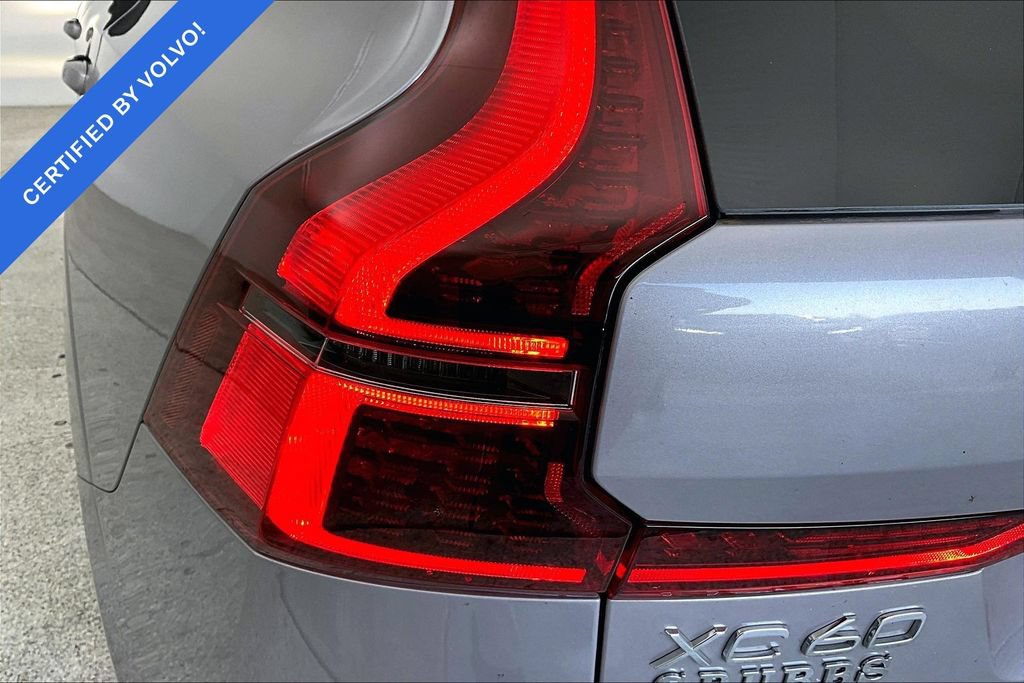 Certified 2026 Volvo XC60 B5 Plus AWD/4WD image 36
