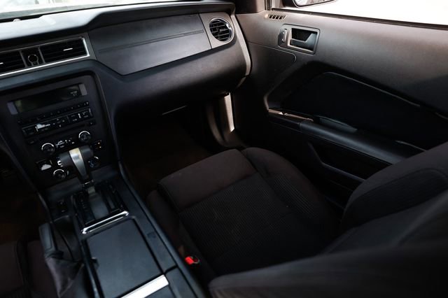 Used 2012 Ford Mustang Coupe image 27