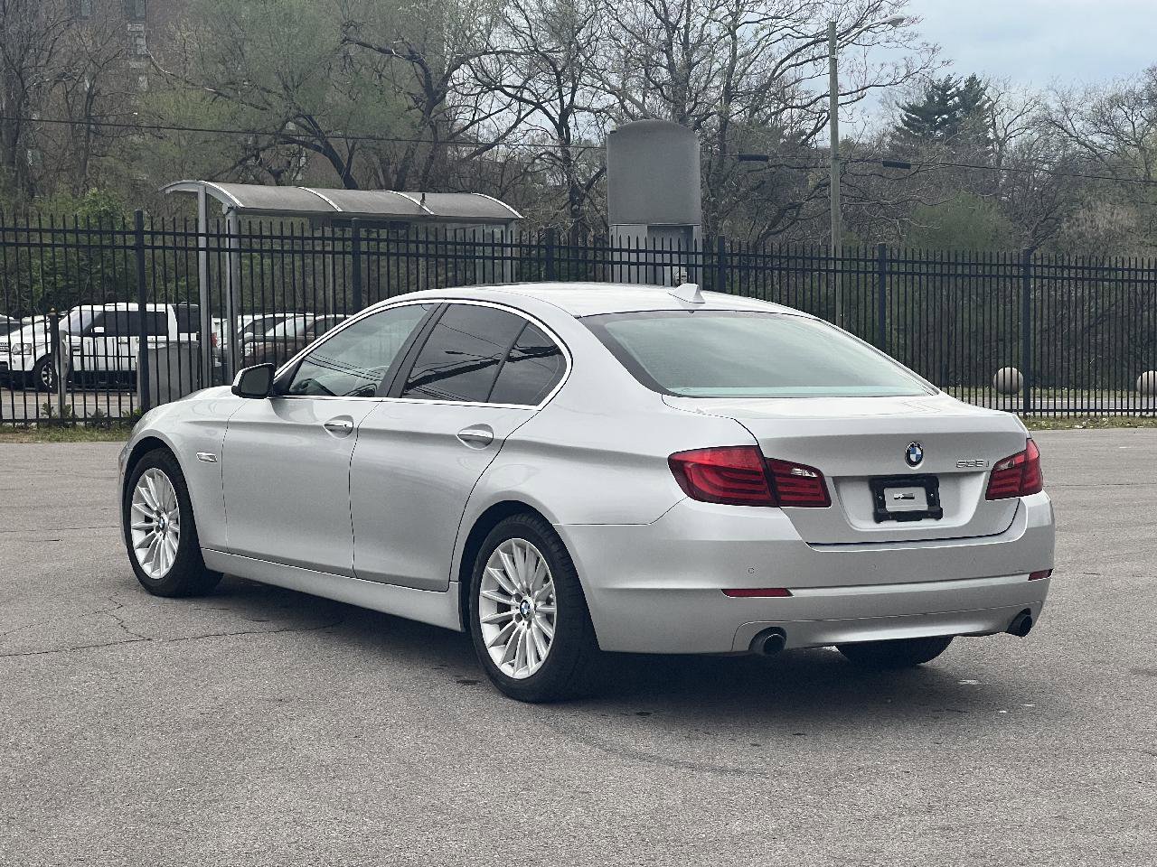 Used 2011 BMW 535i Sedan image 5